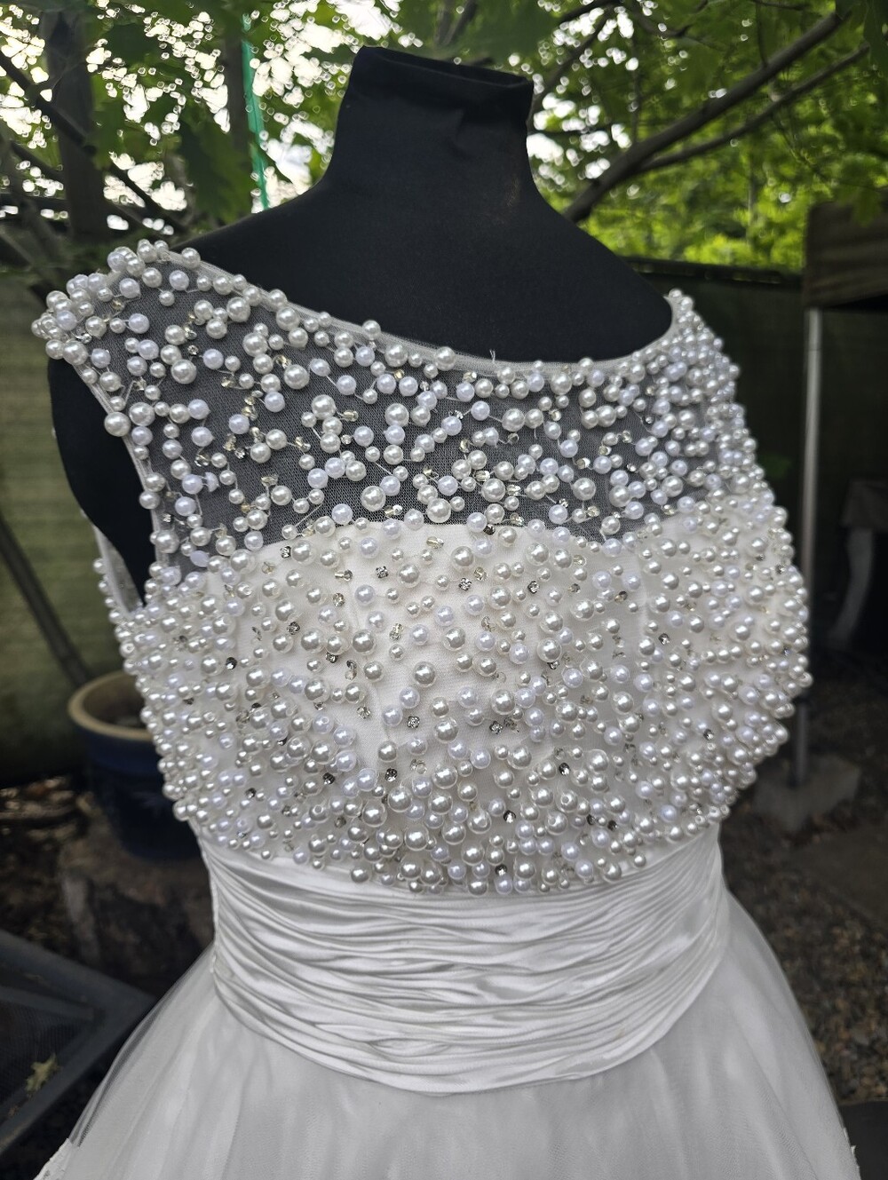 Sherri Hill White Pearl-Embellished Beaded Modern Romantic Bridal Cocktail Dress - Picture 4 of 9